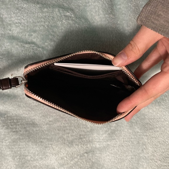 Coach wristlet - Picture 2 of 2